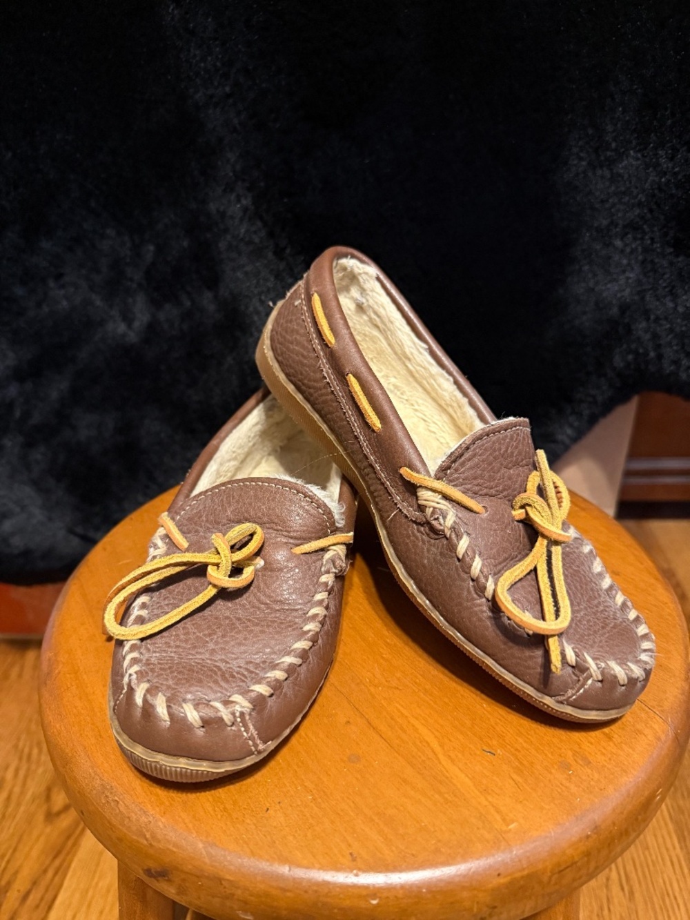 Minnetonka brown leather moccasins
